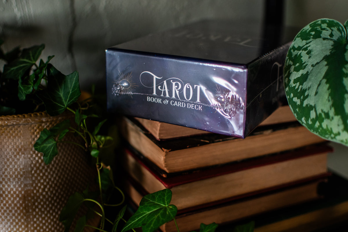 Marseilles Tarot Deck & Illustrated Guidebook